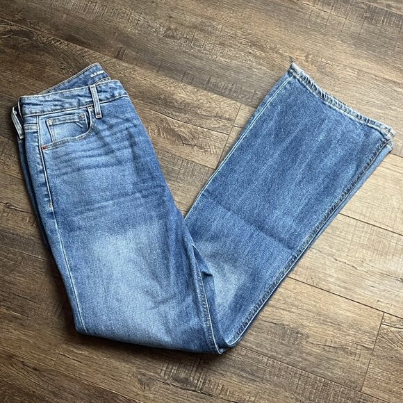 Old Navy High-Rise Flare Blue Jeans Pants Denim ((size 12)) - Picture 4 of 8